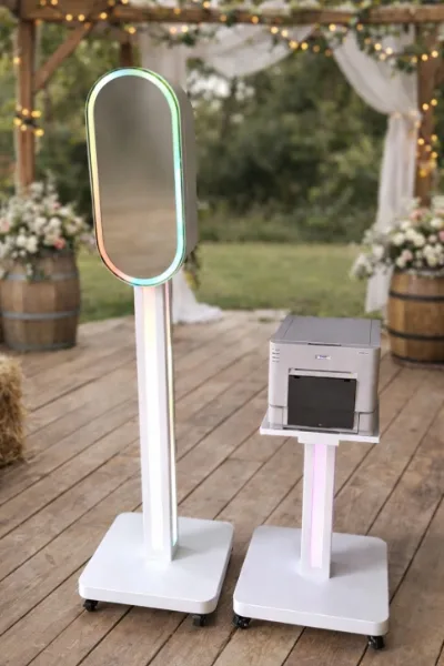 Photo de Model Blanc Mirroir